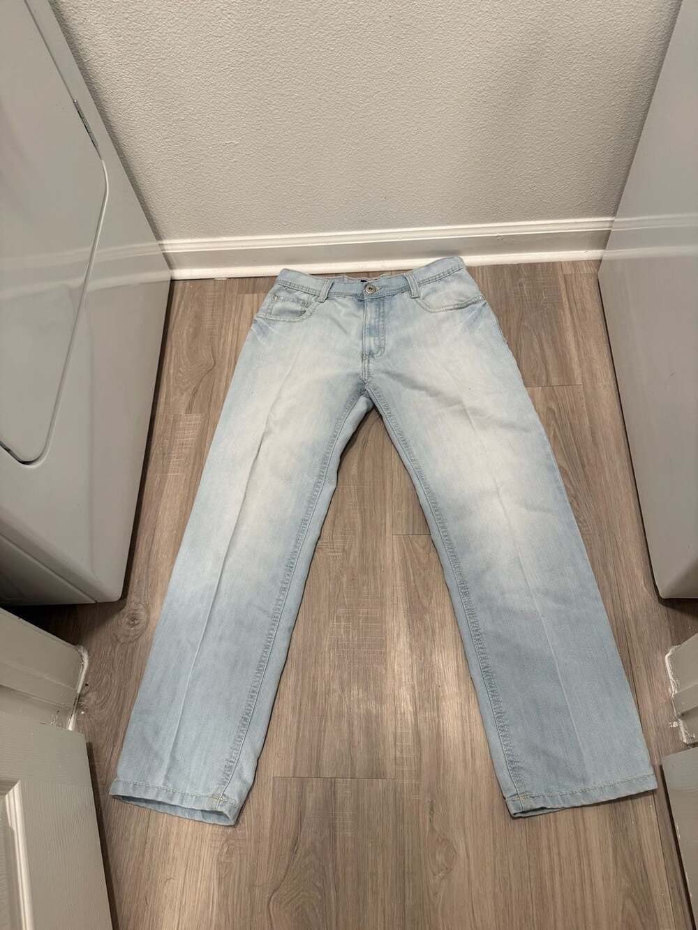 Southpole Jeans Size 34 Light Wash Straight Denim Y2K Baggy